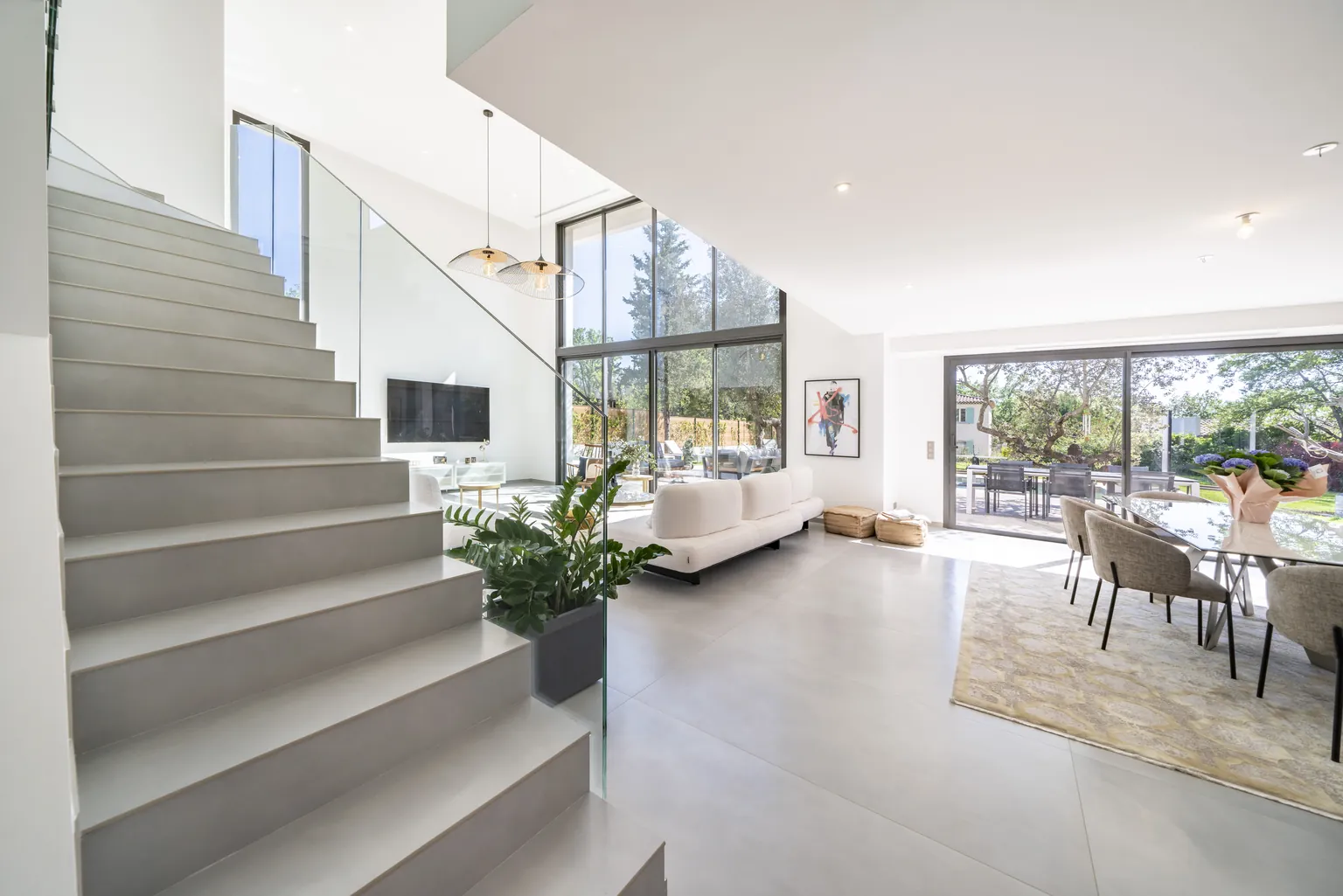 Appartement Sasha interior and exterior view 5
