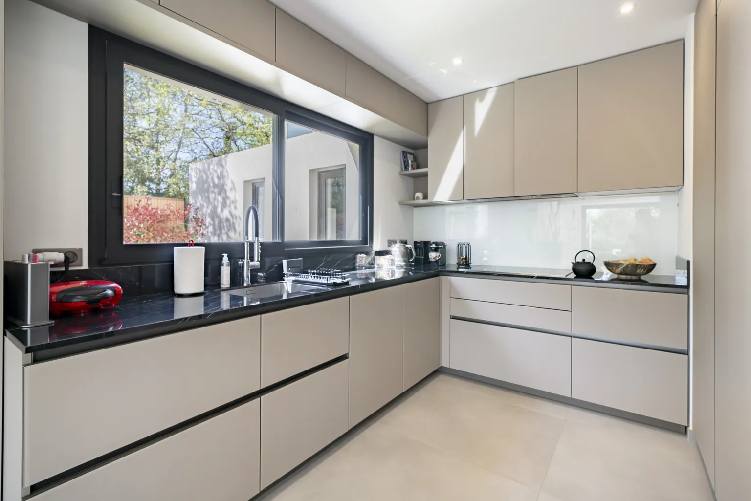 Casa A Capella interior and exterior view 5