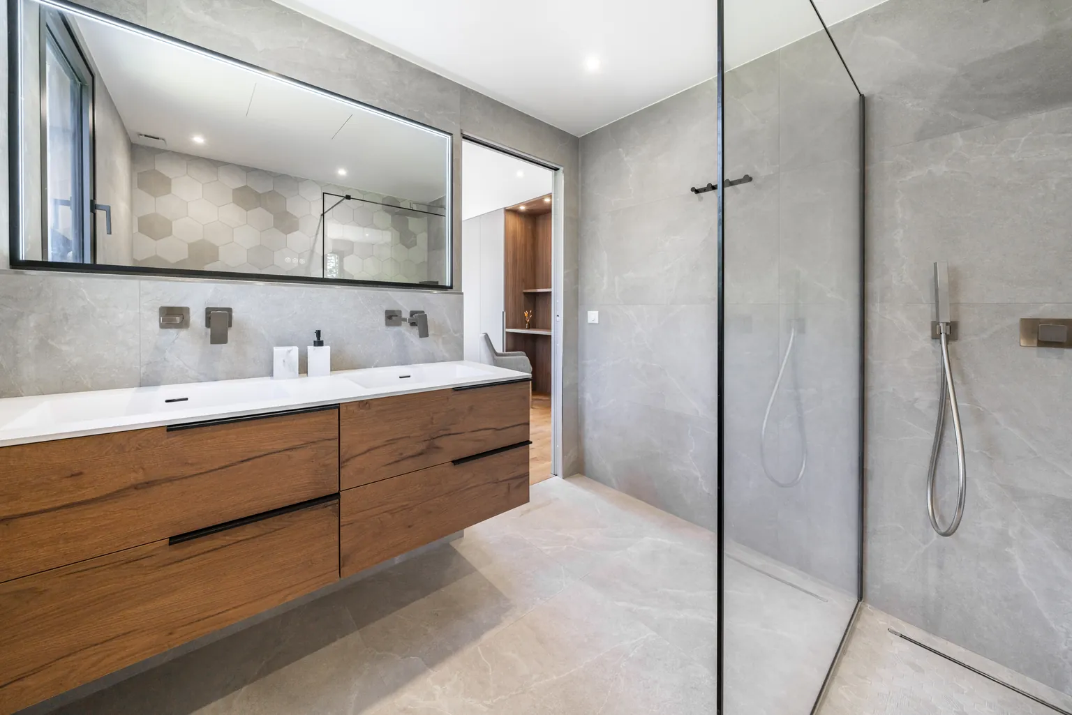 Casa A Capella interior and exterior view 22
