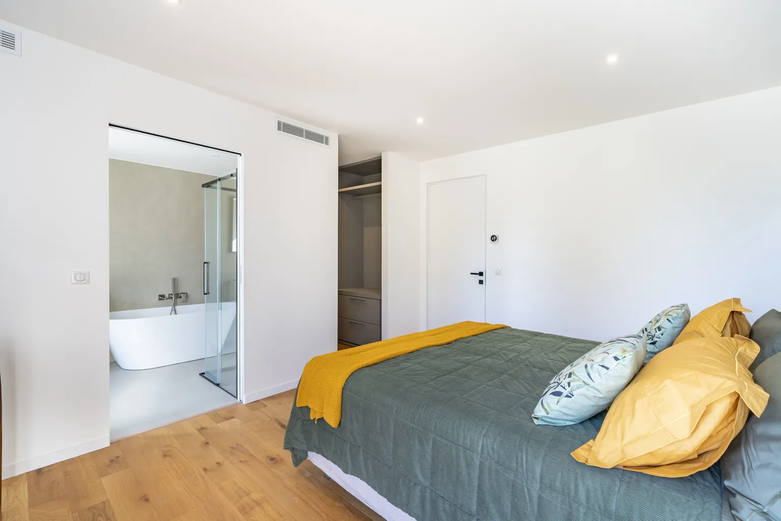 Casa A Capella interior and exterior view 23