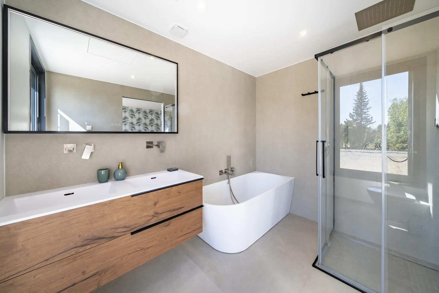 Mas Allure interior and exterior view 24