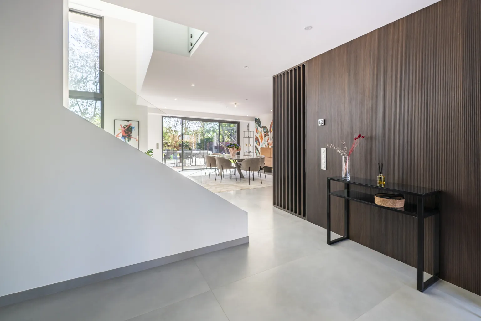 Villa Smeralda interior and exterior view 5